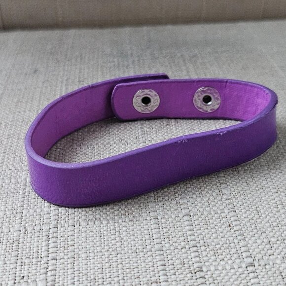 On the Verge Women Bracelet Purple Vegan Wrist Band Fashion Jewelry - Picture 7 of 10